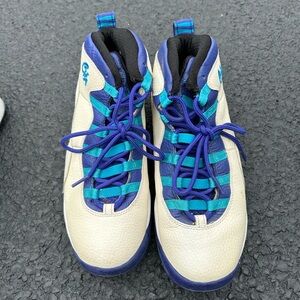 Jordan Kids Blue and Cream Sneakers